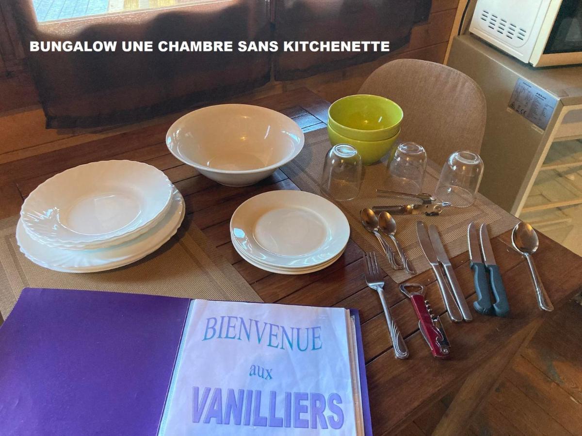 Les Bungalows Les Vanilliers, Sud Sauvage Avec Piscine Saint-Joseph Exterior foto